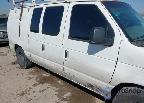 2006 Ford E-150 Commercial/Recreational z USA, uszkodzony, nr VIN 1FTRE14W16HA27943